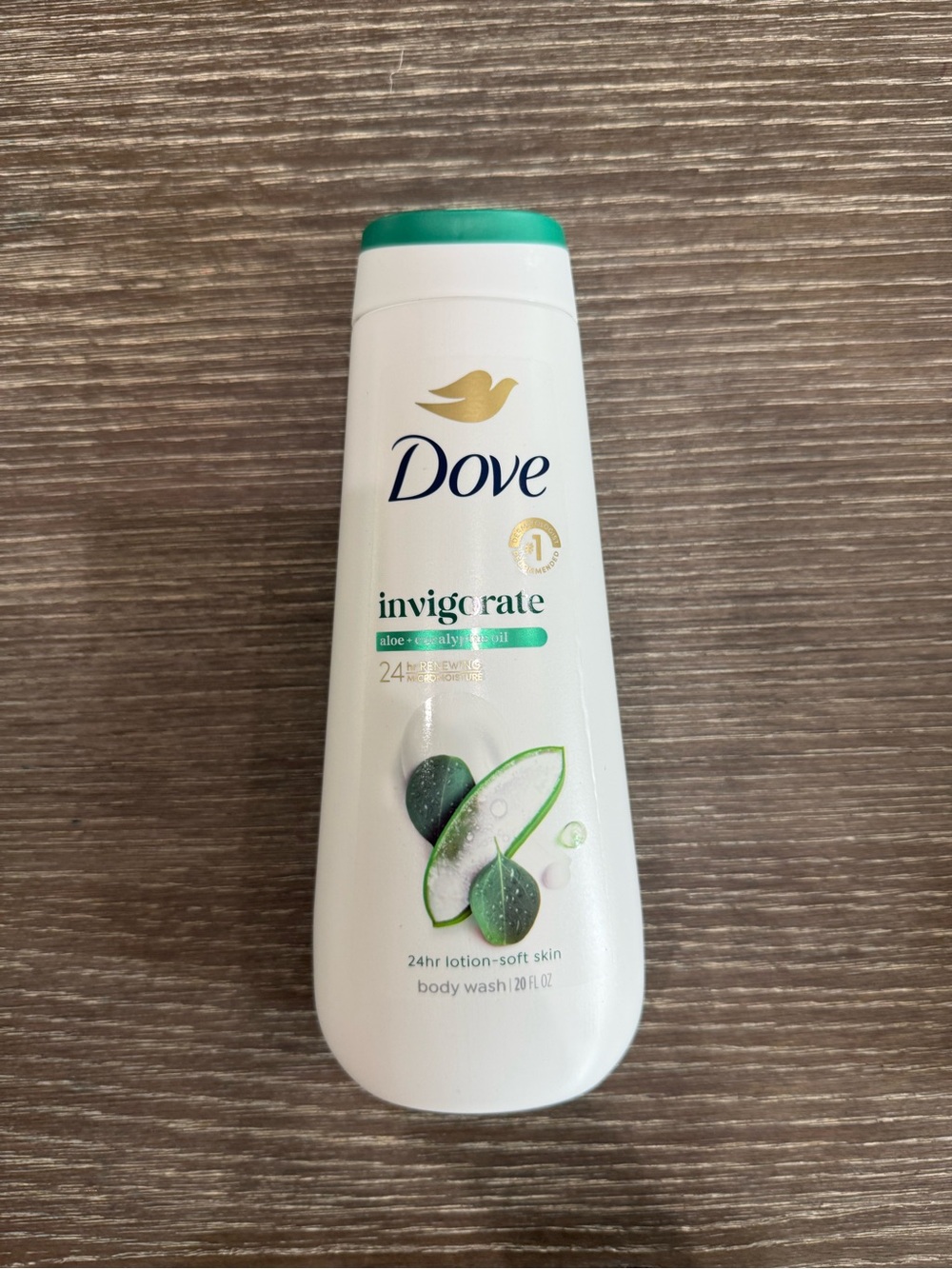 NWT Dove Invigorate Aloe + Eucalyptus Body Wash